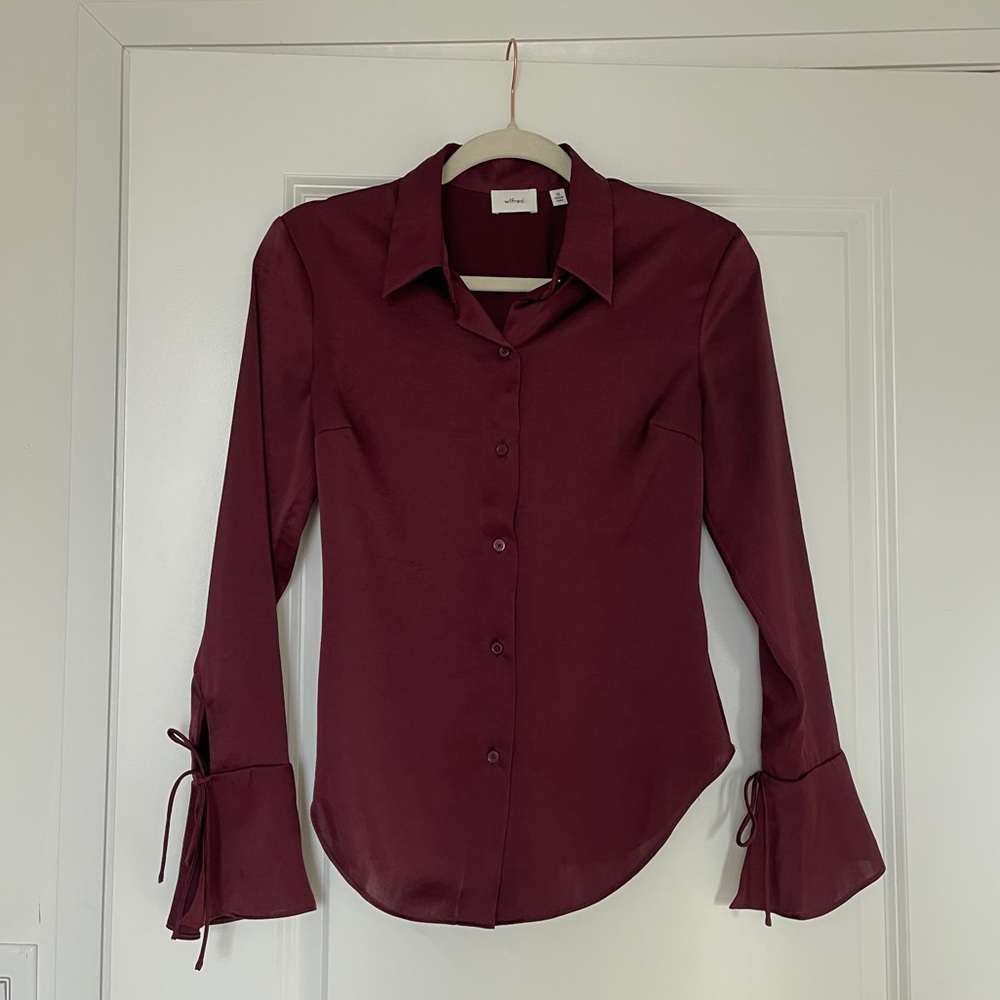 Aritzia Wilfred Burgundy Satin Blouse